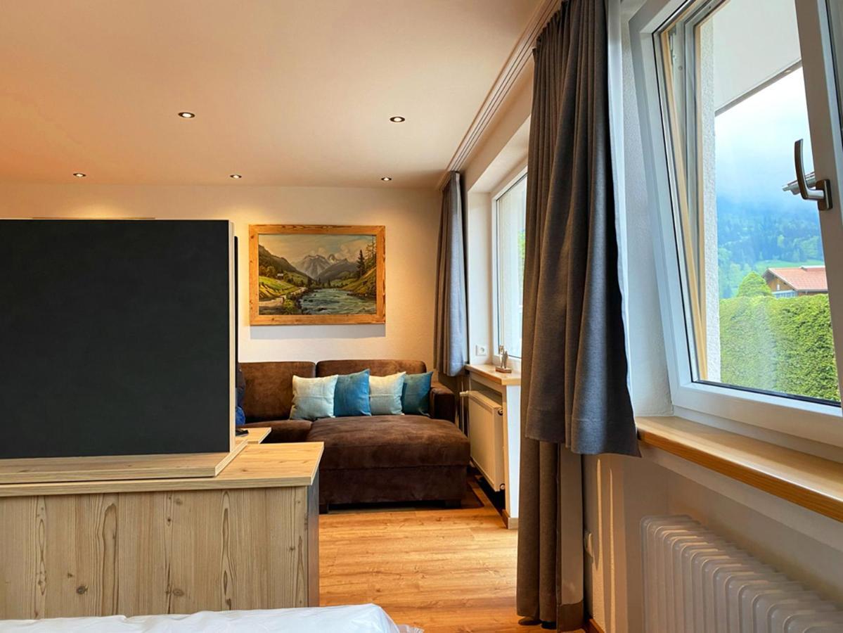 Haus Jaeger Ferienwohnungen Mit Indoor-Pool Inkl. Chiemgaukarte Ruhpolding Eksteriør bilde